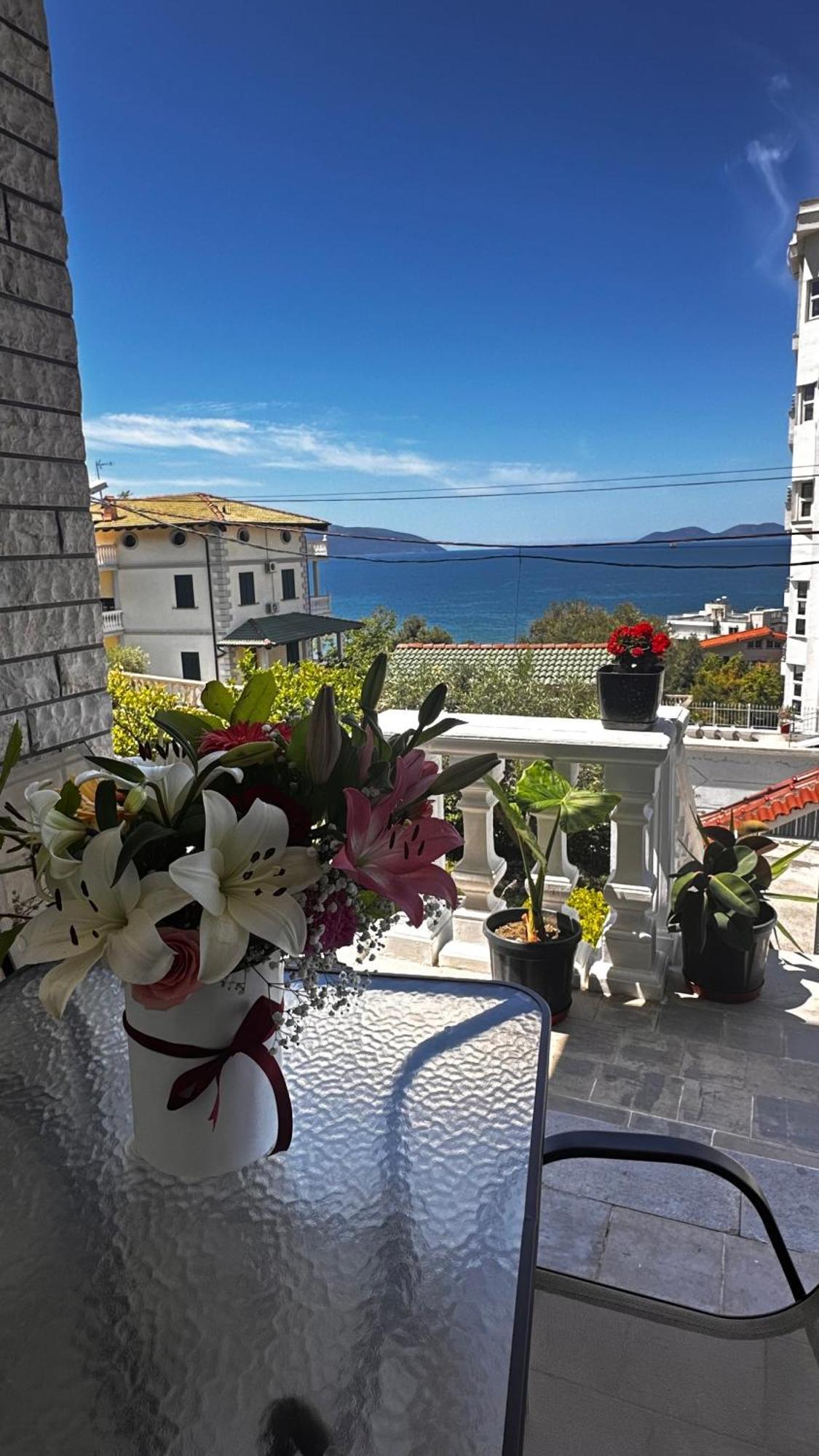 Villa Mare - For Families & Groups Vlorë Eksteriør bilde
